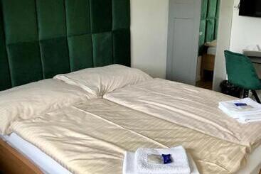 بنسيون Penzión U Vinára