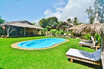 ペンション Pousada Titas