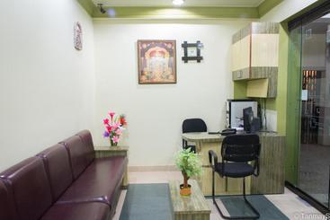 هاستل Vora Corporate Inn