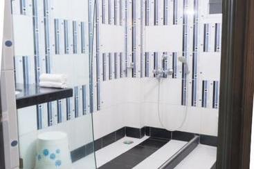 هاستل Vora Corporate Inn