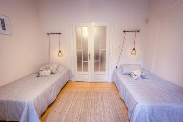 פנסיון Guest House Maison 21