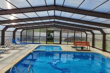 بنسيون White House