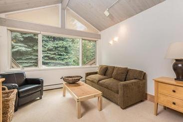 Clarendon Townhomes