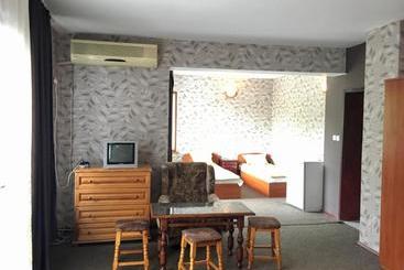 بنسيون Guest House Urdoviza