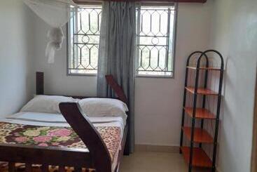 پانسیون Maasai Villa Backpackers Home