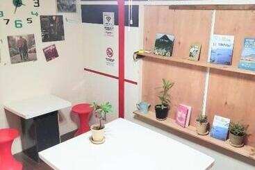 Пансион Takamatsu Guest House Bj Station