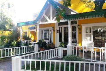 호스텔 Hosteria El Colonial