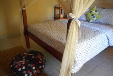 펜션 Cegeng Lestari Guest House