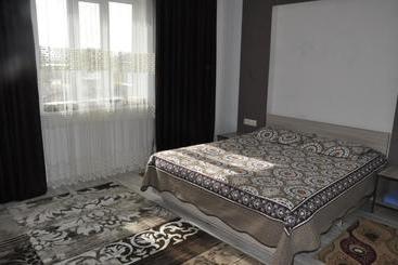 پانسیون Guest House Nur