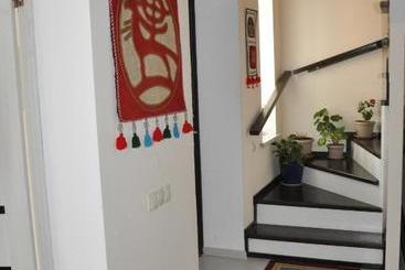 پانسیون Guest House Nur