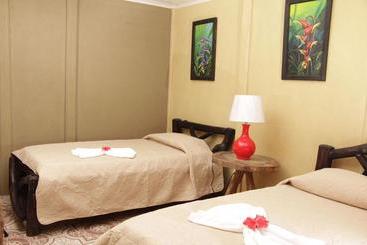 فندق صغير Casona Tica Linda