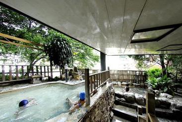 هاستل Green City