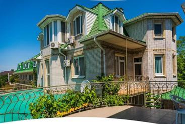 هاستل Guest House Naazove
