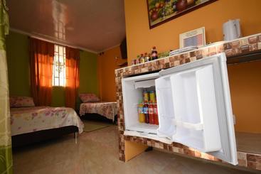 هاستل Marcia`s Place