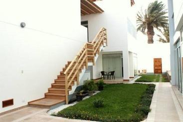 Caihuayna Apart
