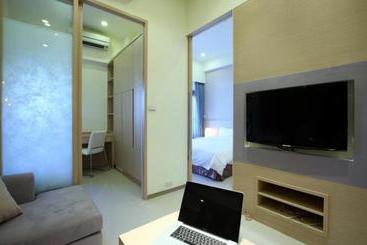 Cs Palace