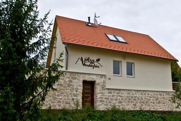 膳宿费 Völgy Vendégház