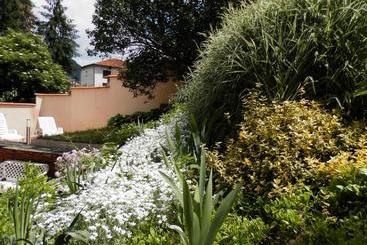 پانسیون Guest House Zora