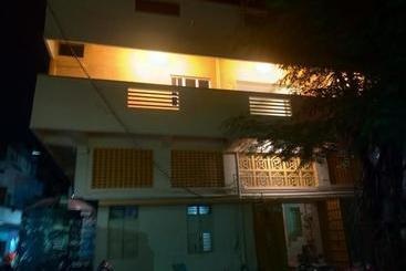 ペンション Xavier Guest House