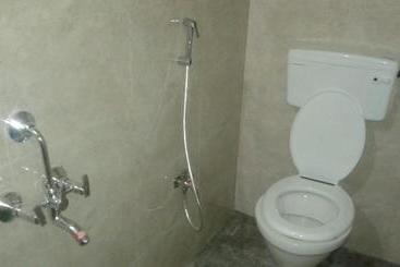 پانسیون Xavier Guest House