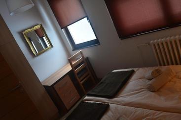 پانسیون Guest House Zavicaj Pale