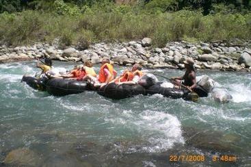 پانسیون Ida Guest House & Jungle Trekking