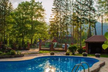 پانسیون Lelech