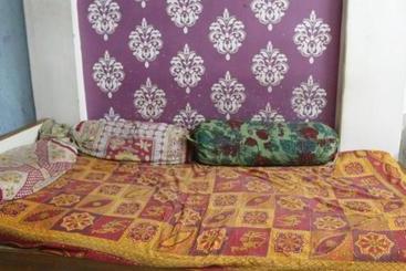 پانسیون Tanu S Homestay