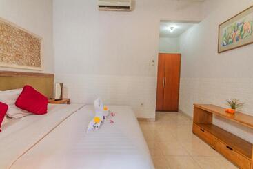 פנסיון Sadana Bali Guesthouse