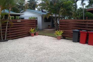 پانسیون Sunset Palms Rarotonga