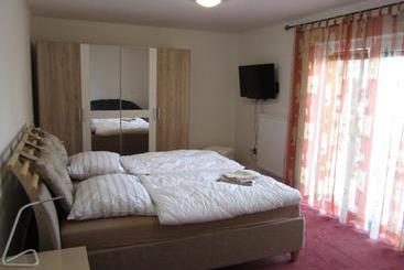 پانسیون Guest House Krpole