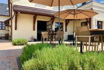 Hardy   Cognac & Pension