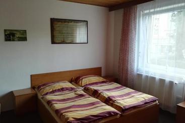 پانسیون Penzion Tenis