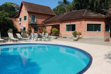 פנסיון Villa Serena Bed & Breakfast