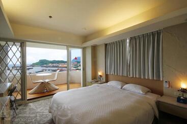 هاستل Blue Ocean