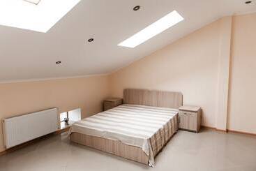 هاستل Minihotel Freedom