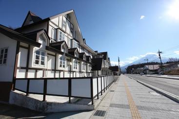 Пансион Camelot