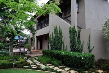 پانسیون East View Guesthouse