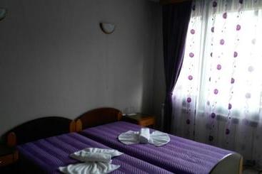 پانسیون Guest House Raffe