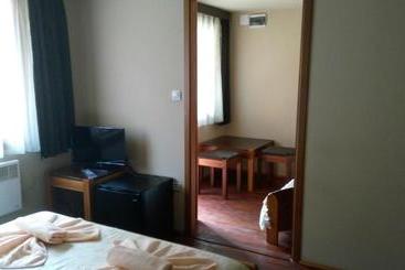 پانسیون Guest House Raffe