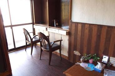 پانسیون Nikkorisou Backpackers Hostel