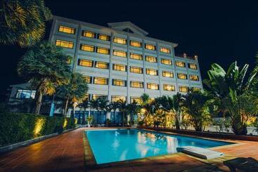 펜션 Sisombat Plaza