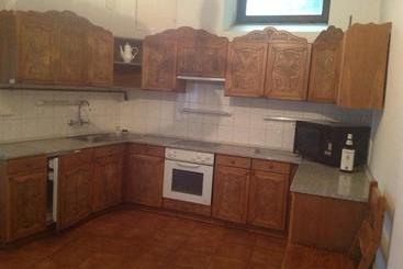 پانسیون Villa Katrina