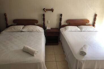 هتل آپارتمان River View Apart