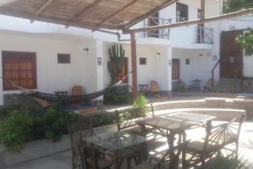 پانسیون Hostal Naylamp