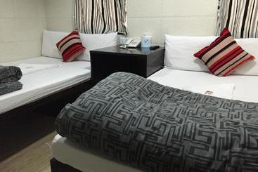 پانسیون Prestige Guesthouse