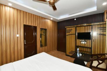 پانسیون Surbhi Guest House