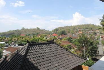 هاستل Serangan Inn Ii