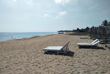 پانسیون Bella Nilaveli Beach