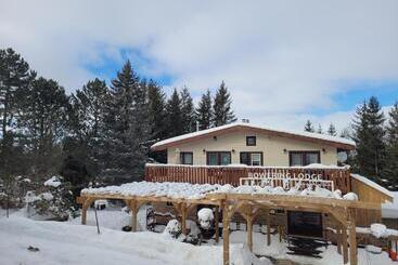 膳宿费 Bowering Lodge